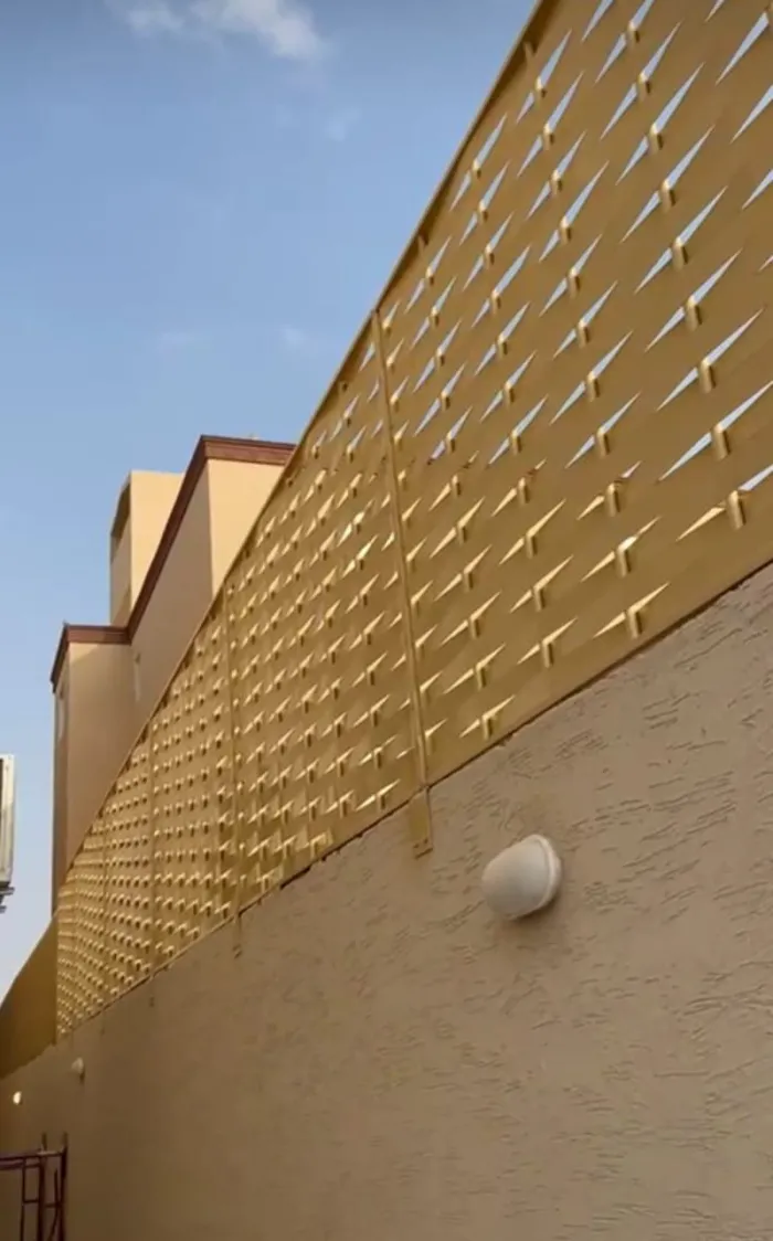  سواتر حديد جدة في حي الحمراء : مزيج الفخامة والأمان للمنطقة الراقية